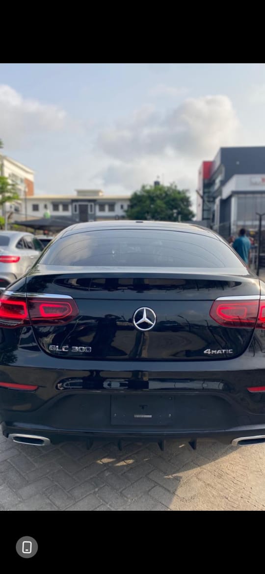 Mercedes-Benz GLC 300 Coupe Black — photo 6