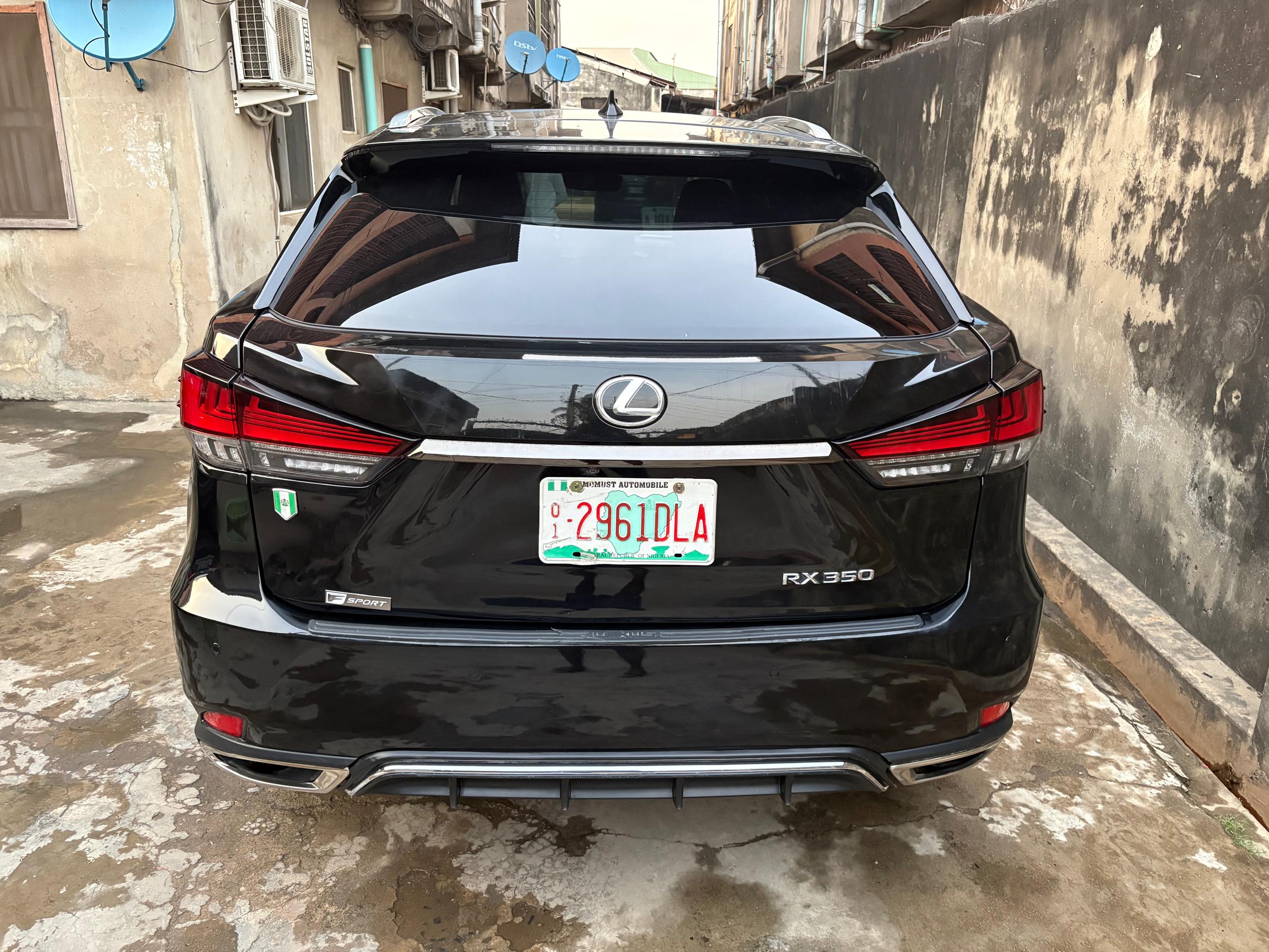 Lexus RX 350 Sport, Black SUV — photo 5