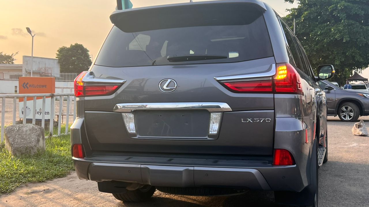 Lexus LX 570, Dark Grey SUV for Sale