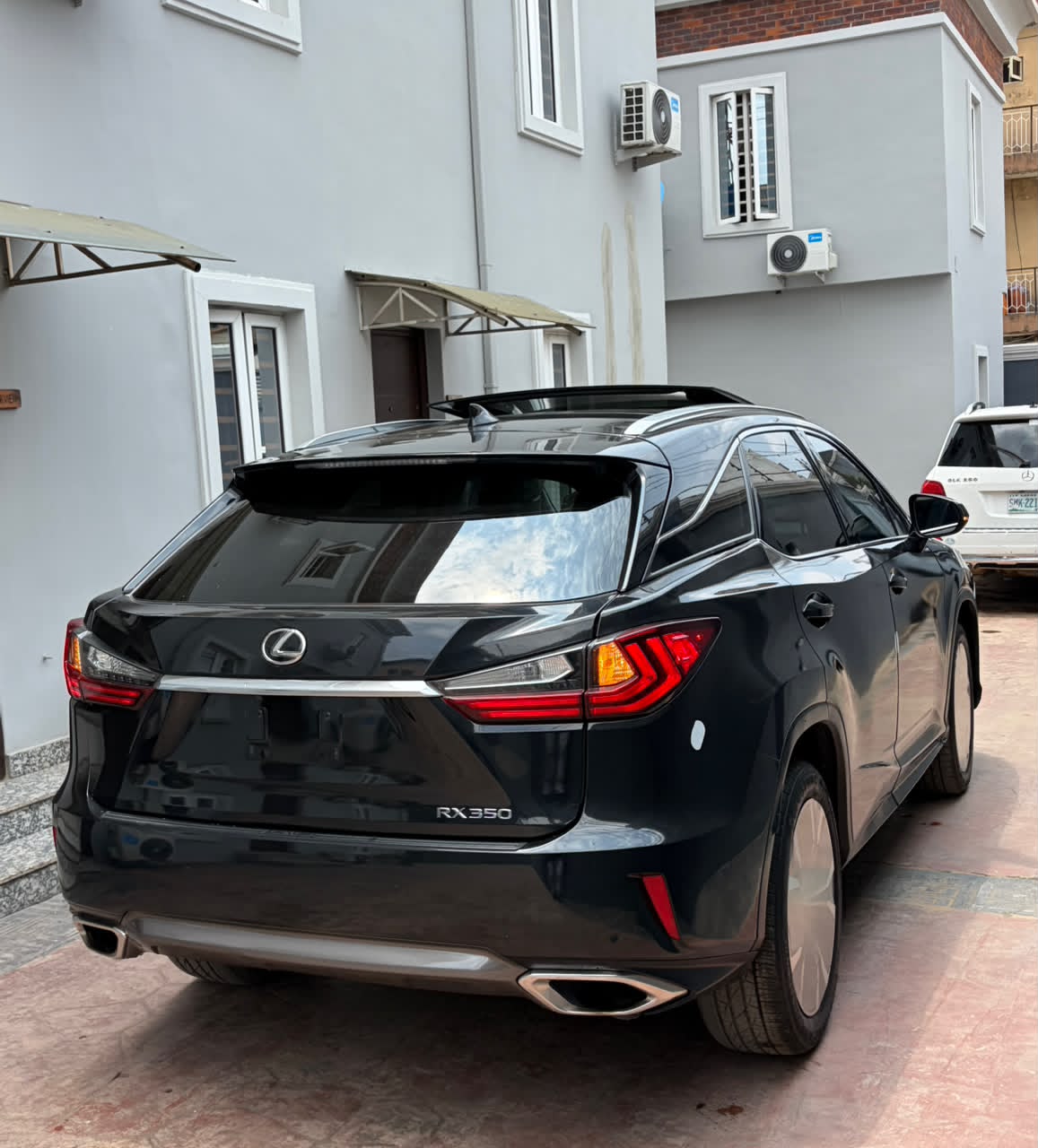 Lexus RX 350, Black SUV with Sunroof