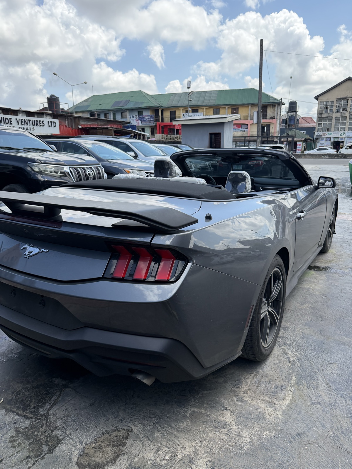 Ford 2024 Mustang Ecoboost convertible