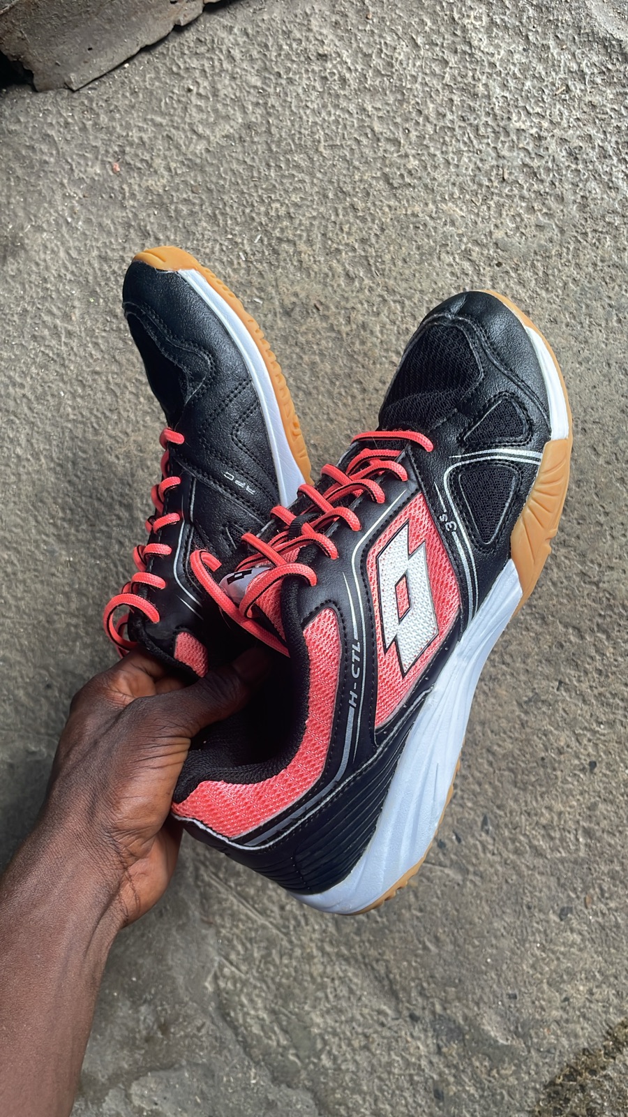 Lotto H-CTL Badminton Shoes